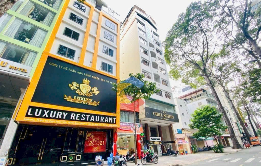 Bất Động Sản Dòng Tiền Quận 1: Nhà Hàng Karaoke & Hotel Bùi Thị Xuân - Thu Nhập 12,000$/tháng