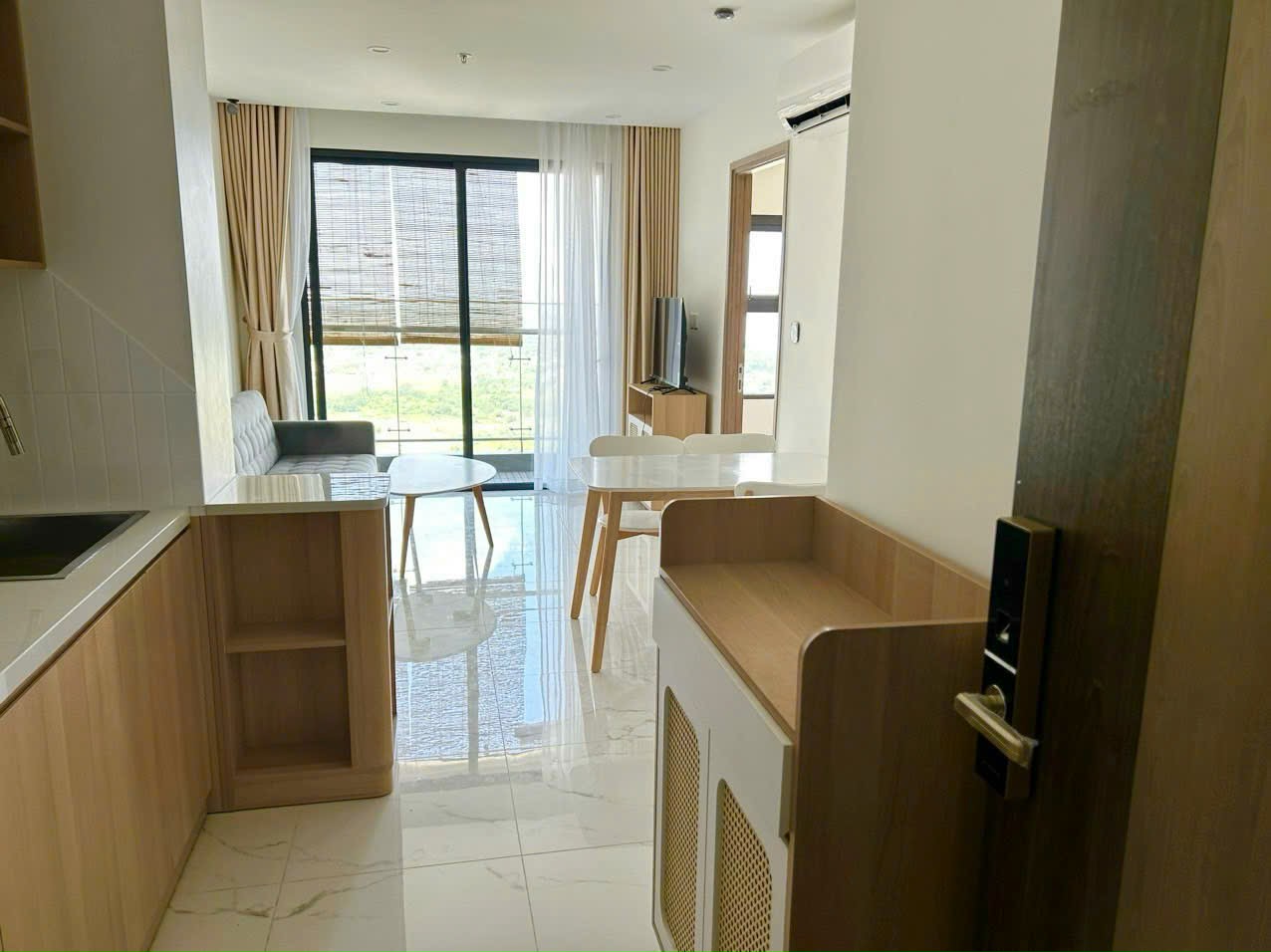Cho thuê căn hộ 2PN full nội thất, giá tốt tại Bs16 - LH: 0919.399.384